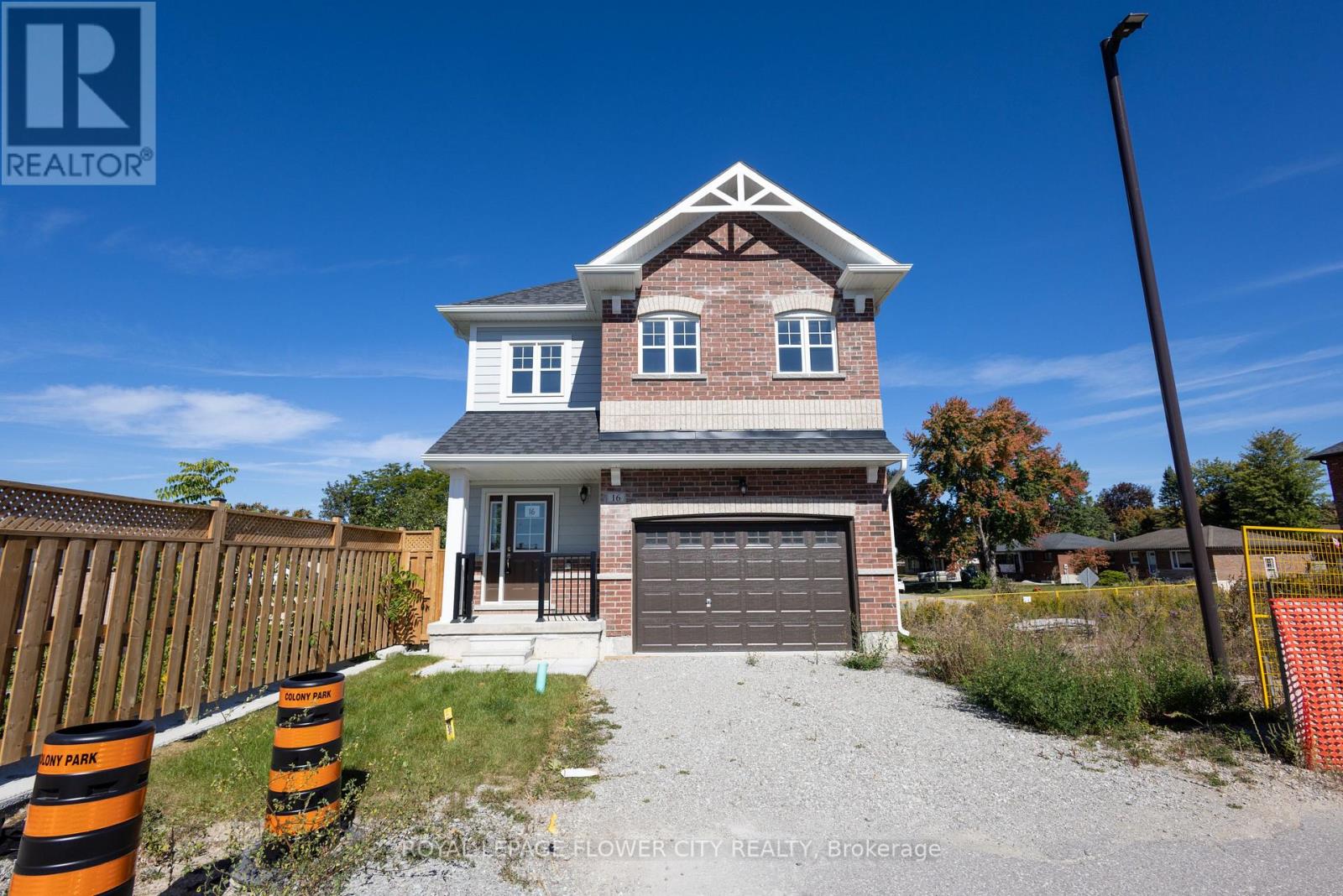 16 Ravenscraig Place Property Photo 1