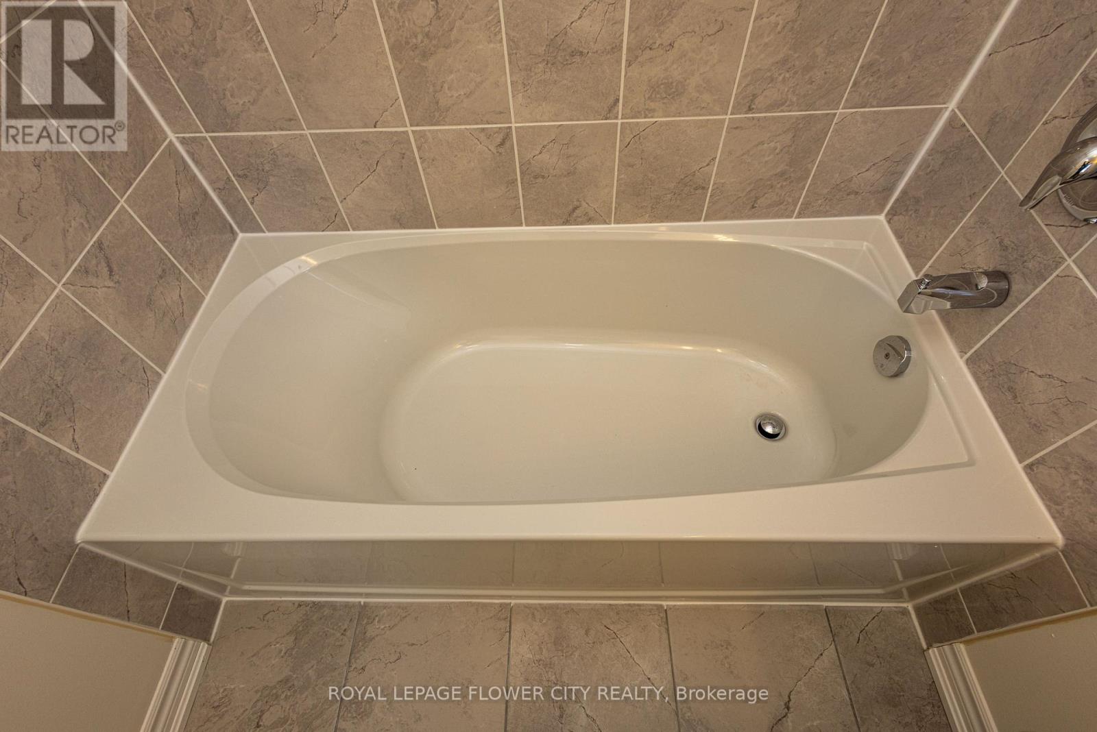 16 Ravenscraig Place Property Photo 21