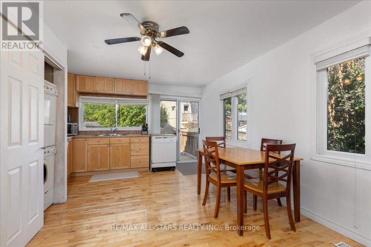27182 Woodbine Avenue Property Photo 8
