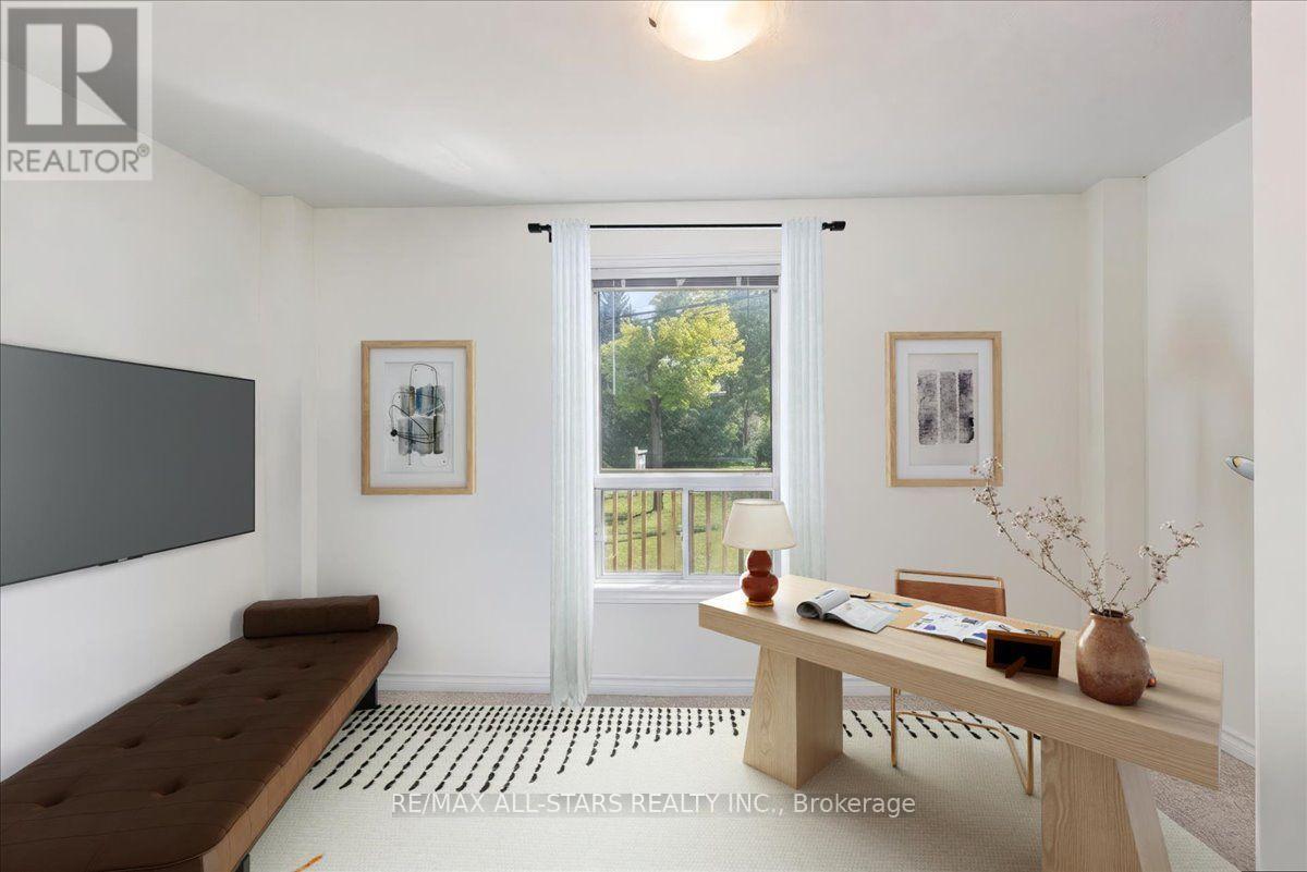 27182 Woodbine Avenue Property Photo 16