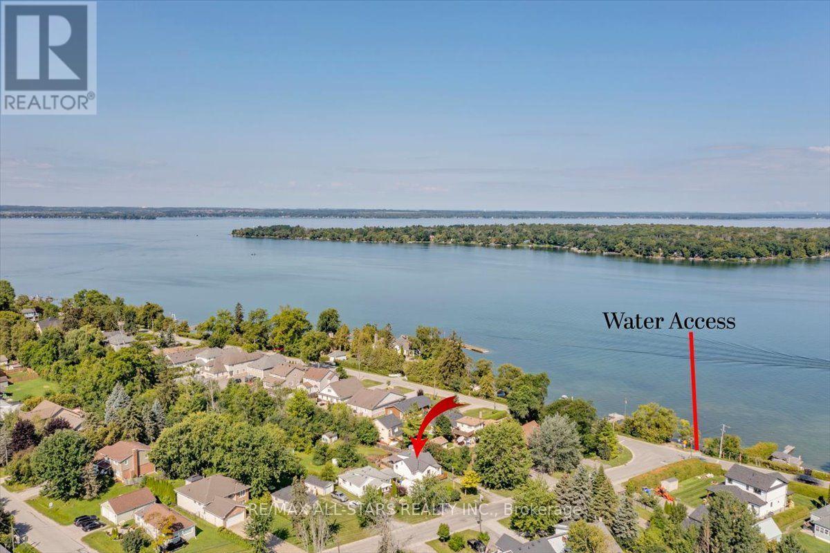 27182 Woodbine Avenue Property Photo 26
