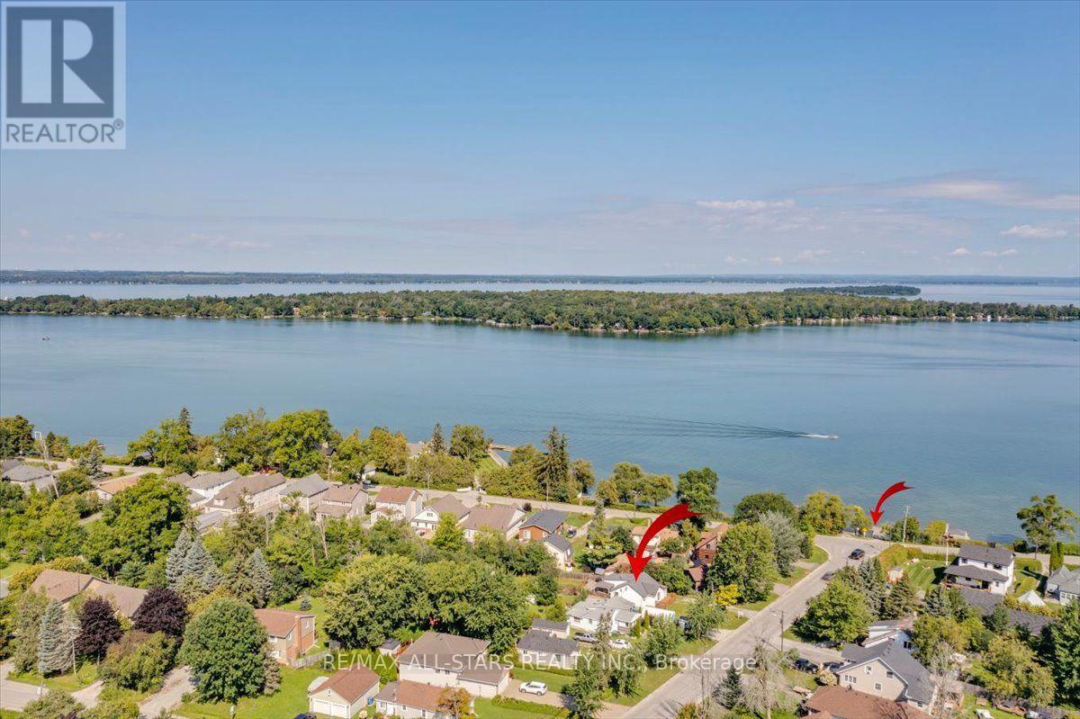27182 Woodbine Avenue Property Photo 31