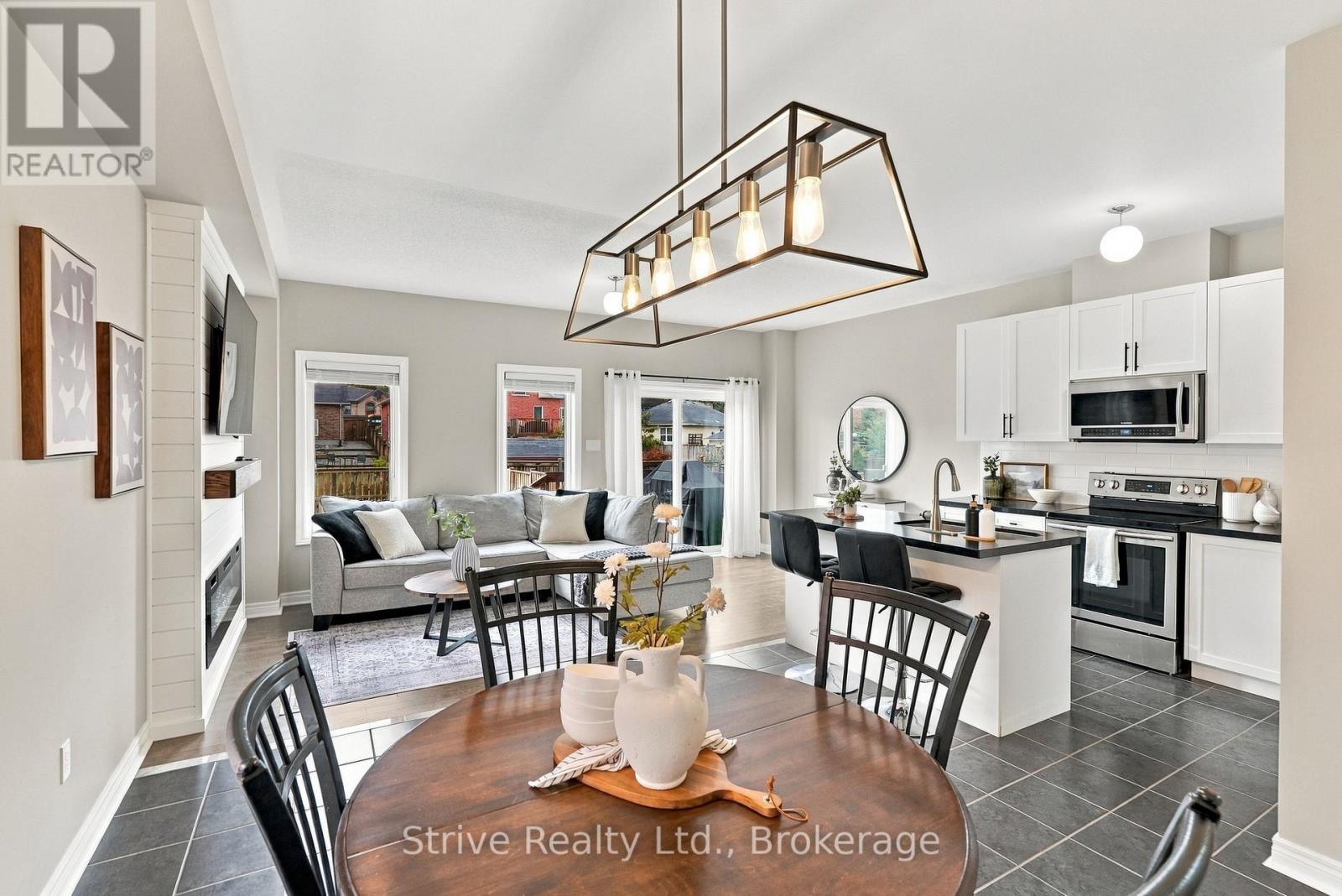 18 Bud Doucette Court Property Photo 7