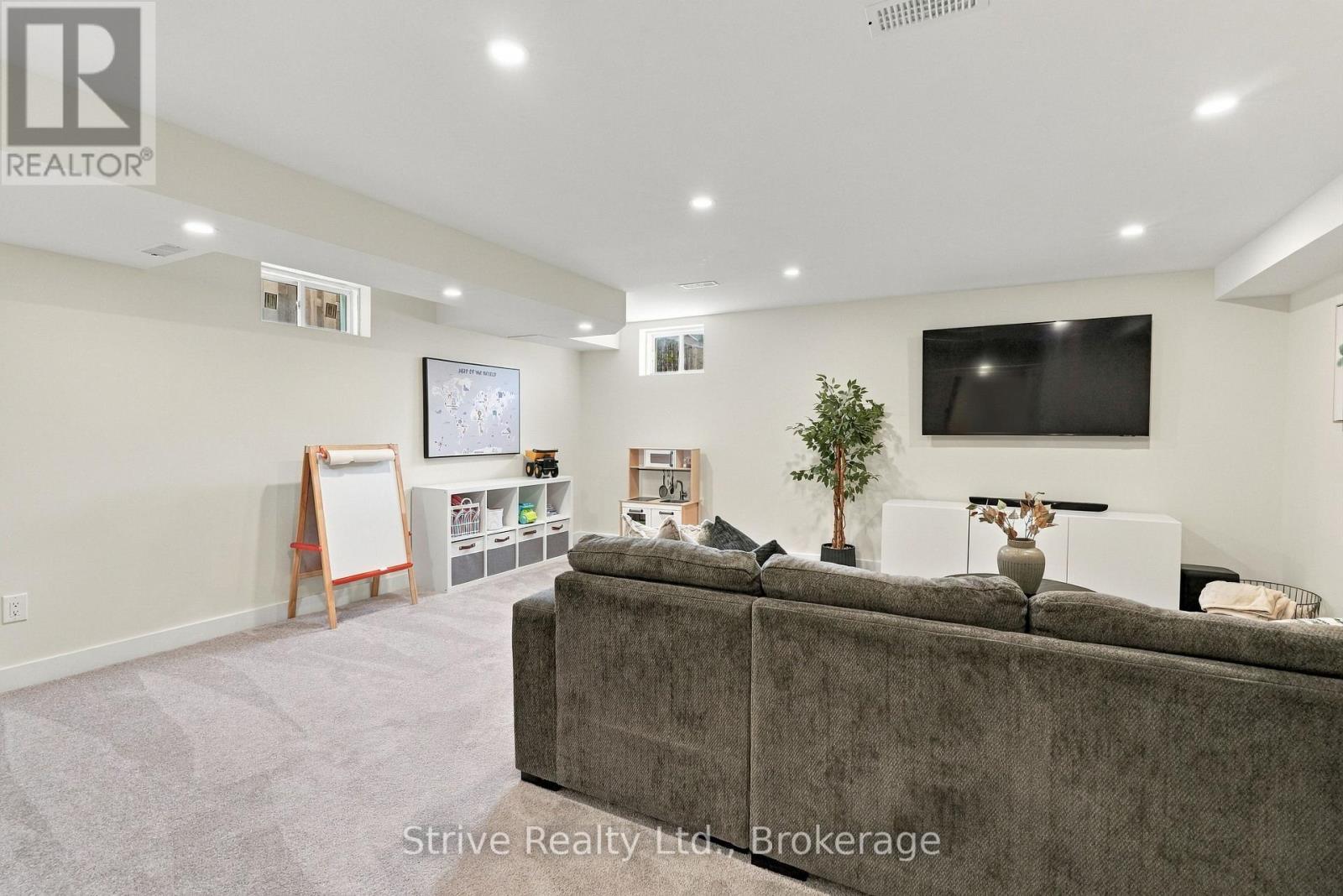 18 Bud Doucette Court Property Photo 38