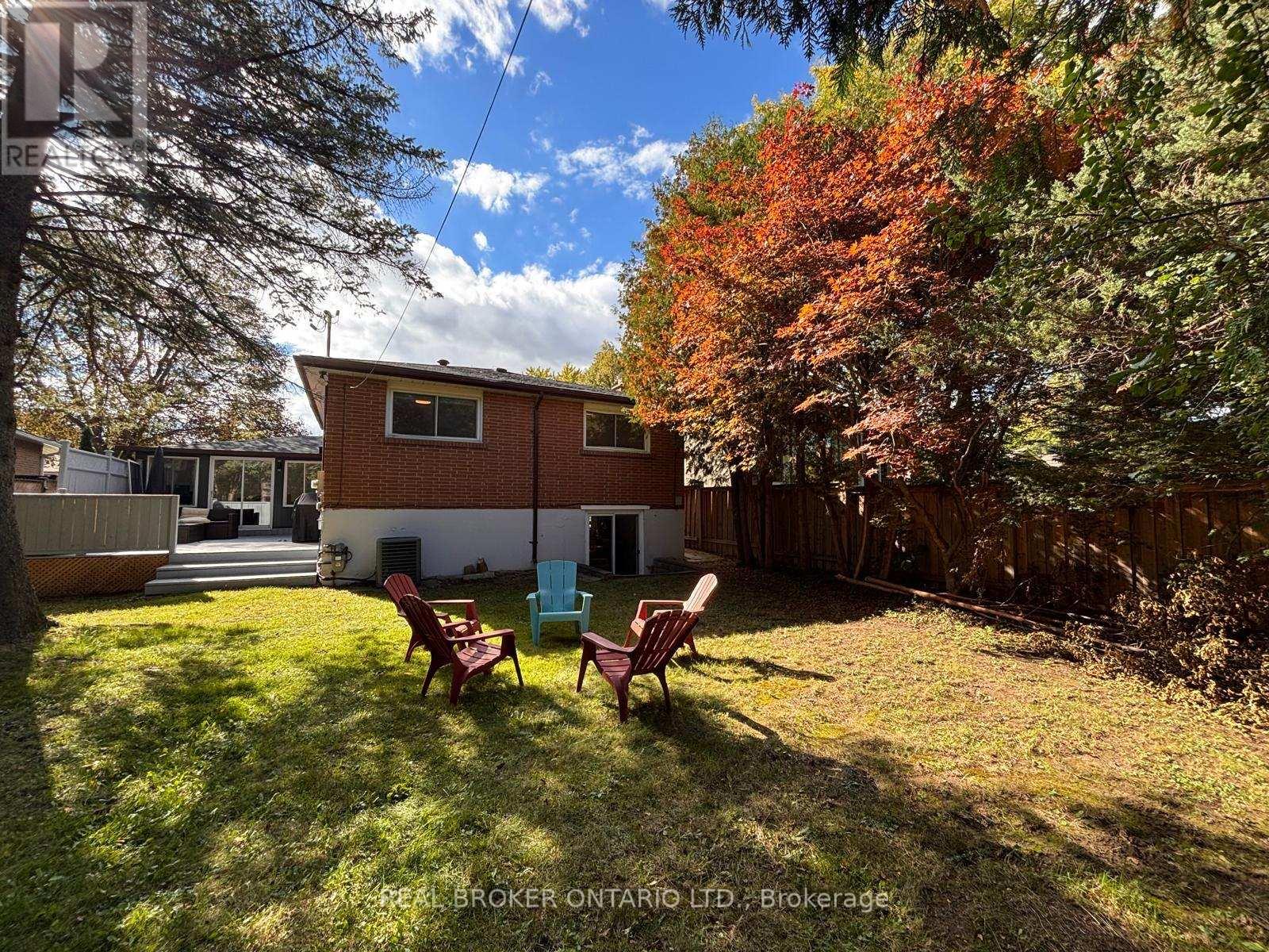 105 Fred Varley Drive Property Photo 17