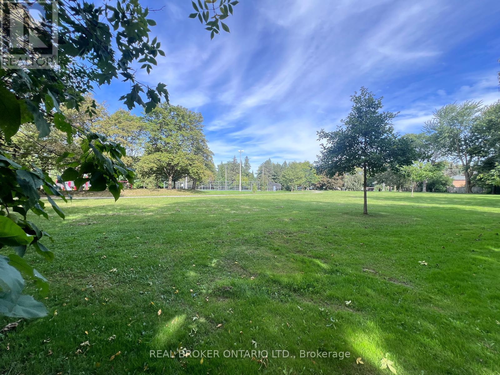 105 Fred Varley Drive Property Photo 18
