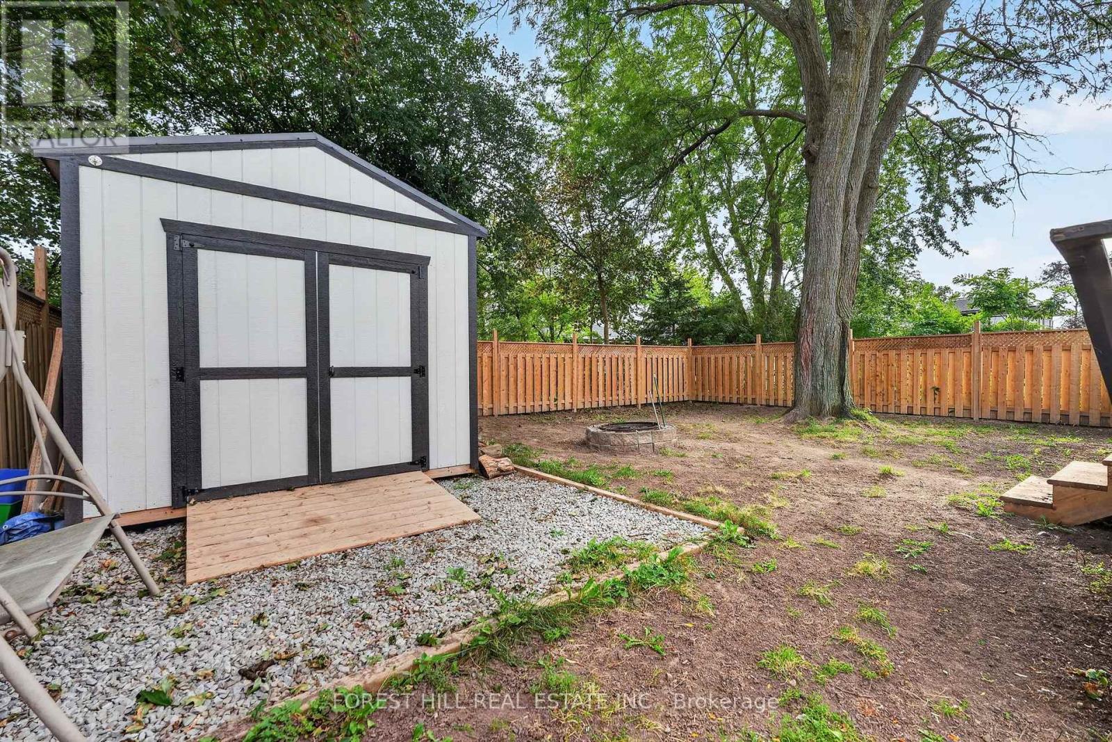 286 Palmer Avenue Property Photo 23