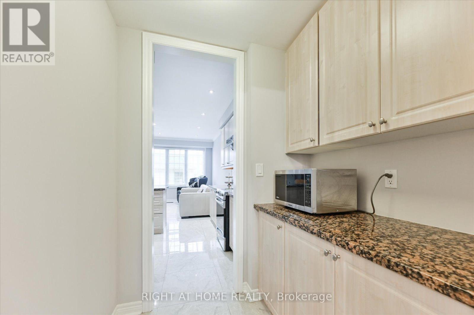 10490 Victoria Square Boulevard Property Photo 13