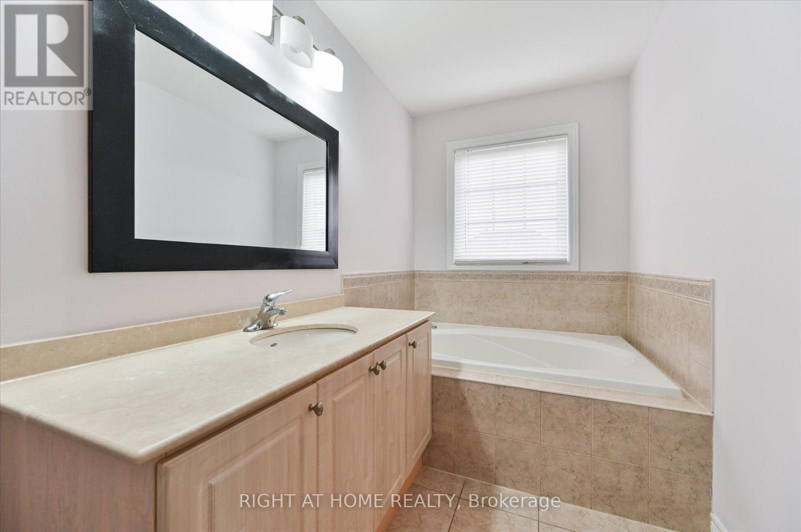 10490 Victoria Square Boulevard Property Photo 16