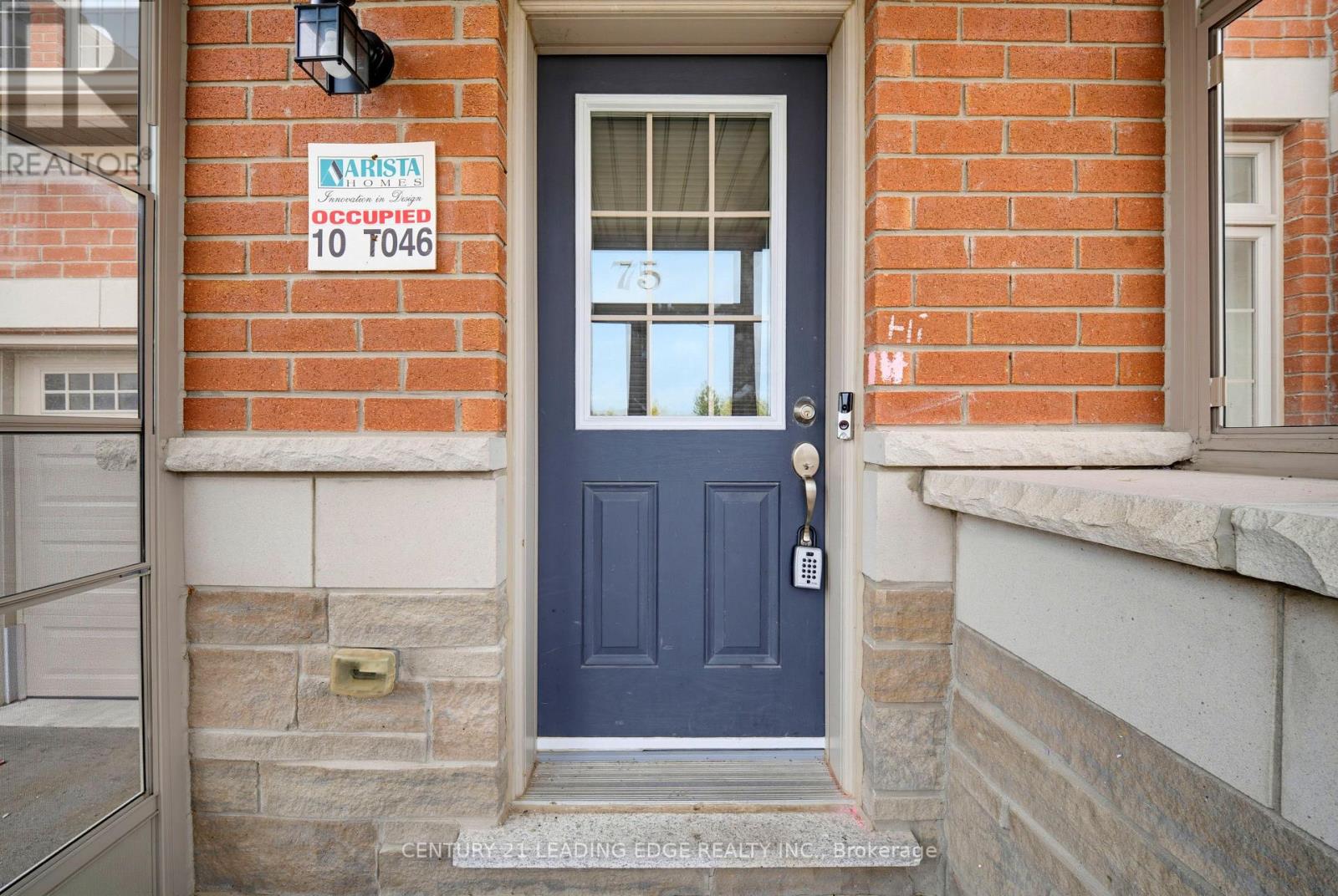 75 Decast Crescent Property Photo 3