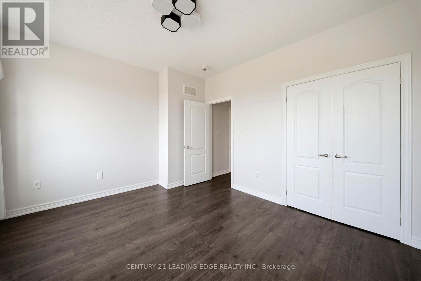75 Decast Crescent Property Photo 35