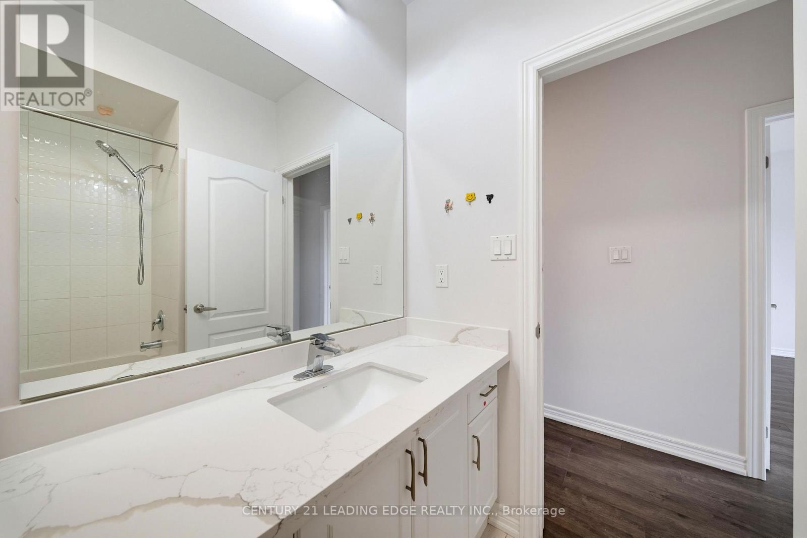 75 Decast Crescent Property Photo 38