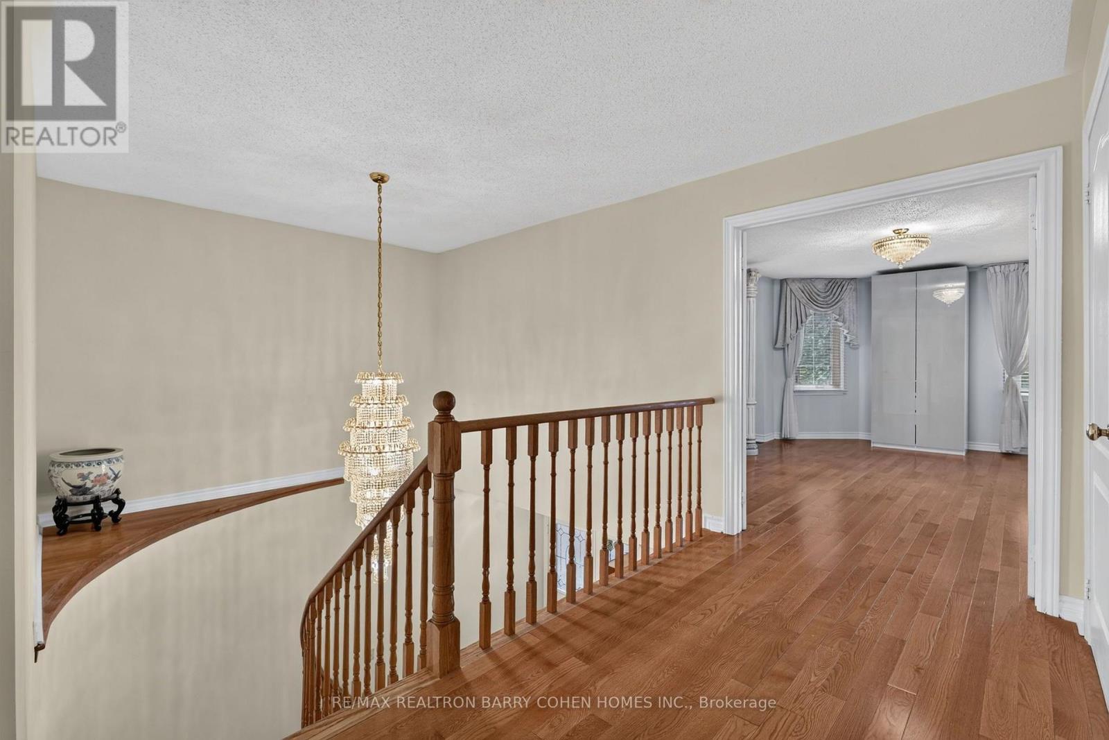 50 Oakhurst Drive Property Photo 9