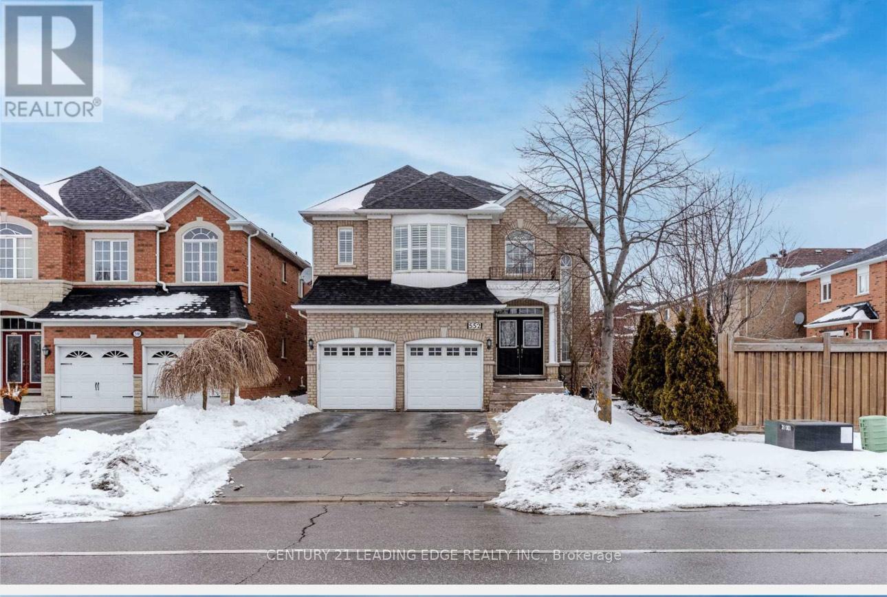552 Melville Avenue Property Photo 1