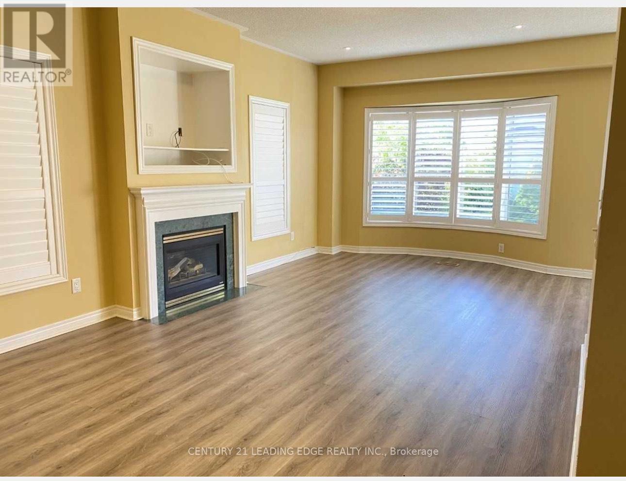 552 Melville Avenue Property Photo 2