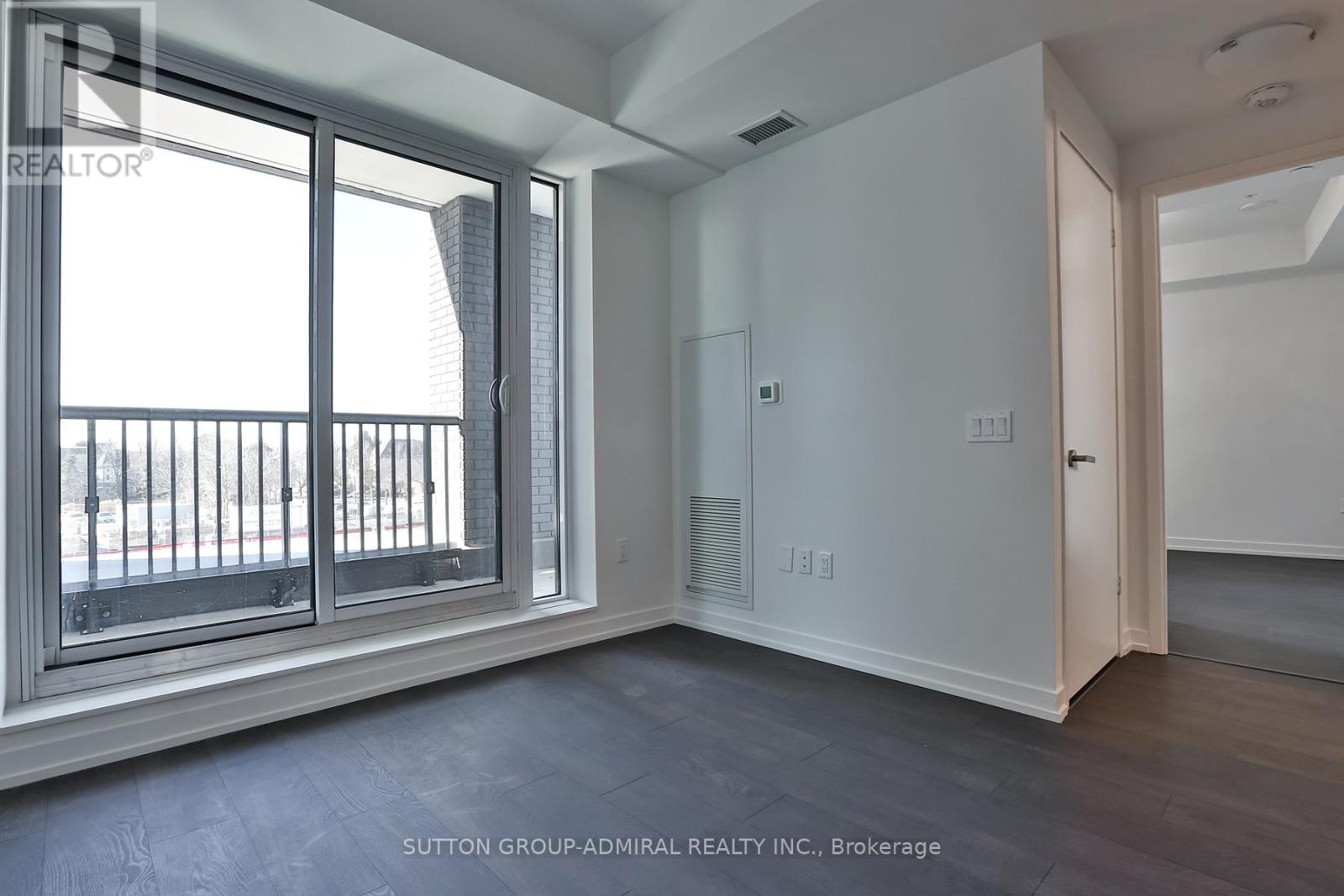 207e - 8868 Yonge Street Property Photo 5