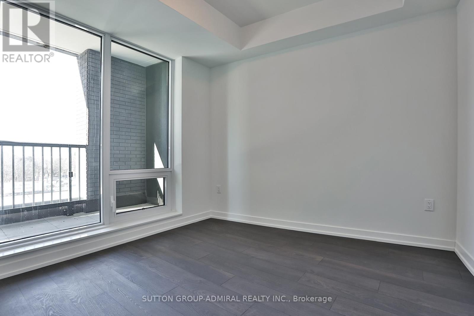 207e - 8868 Yonge Street Property Photo 8