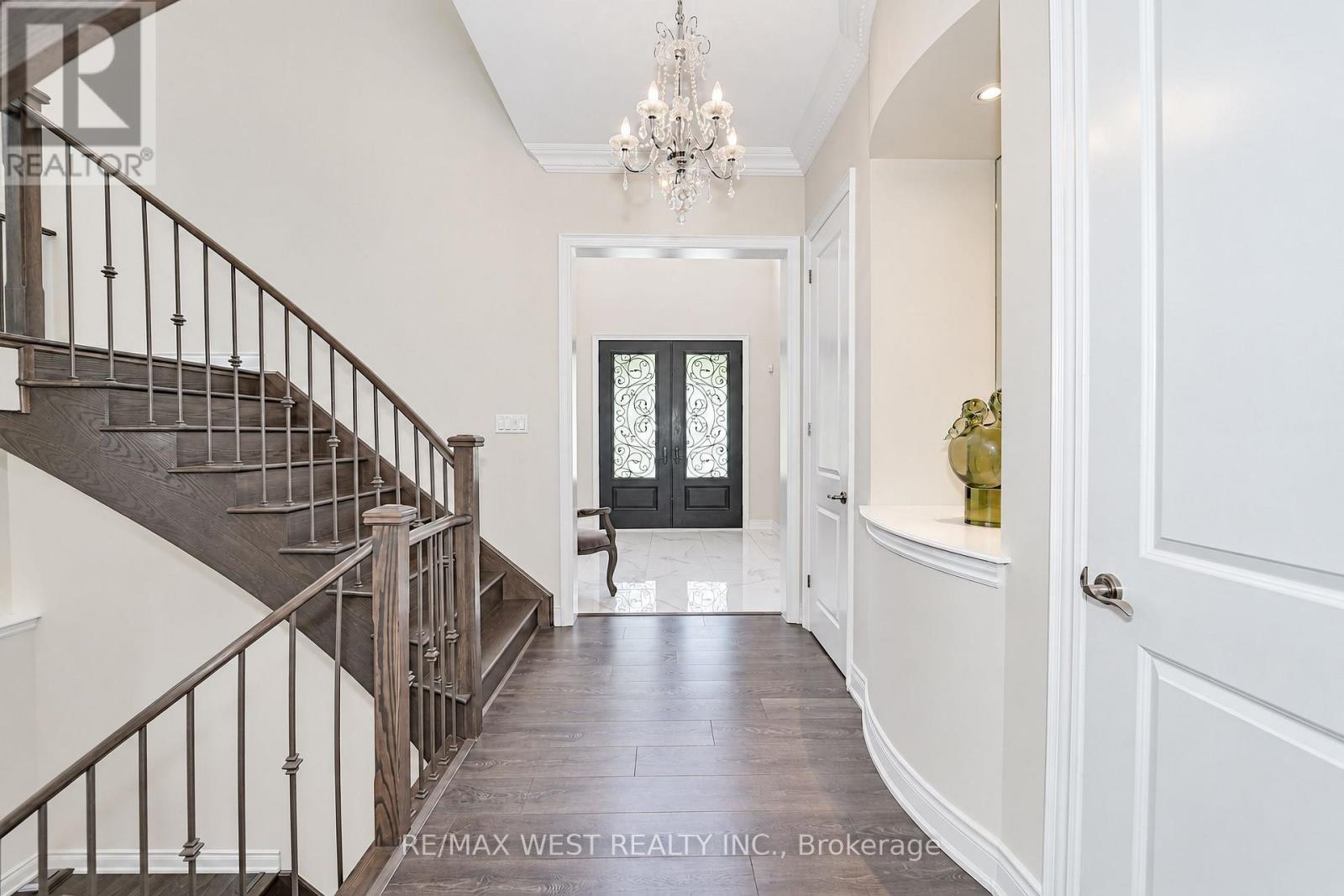 23 Macmurchy Avenue Property Photo 8