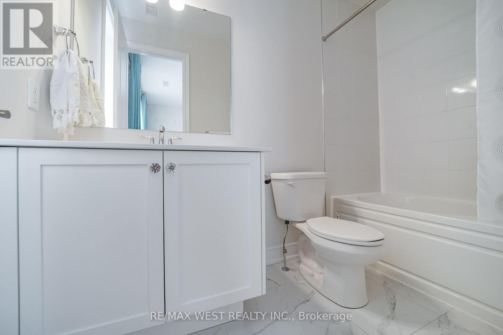 23 Macmurchy Avenue Property Photo 15