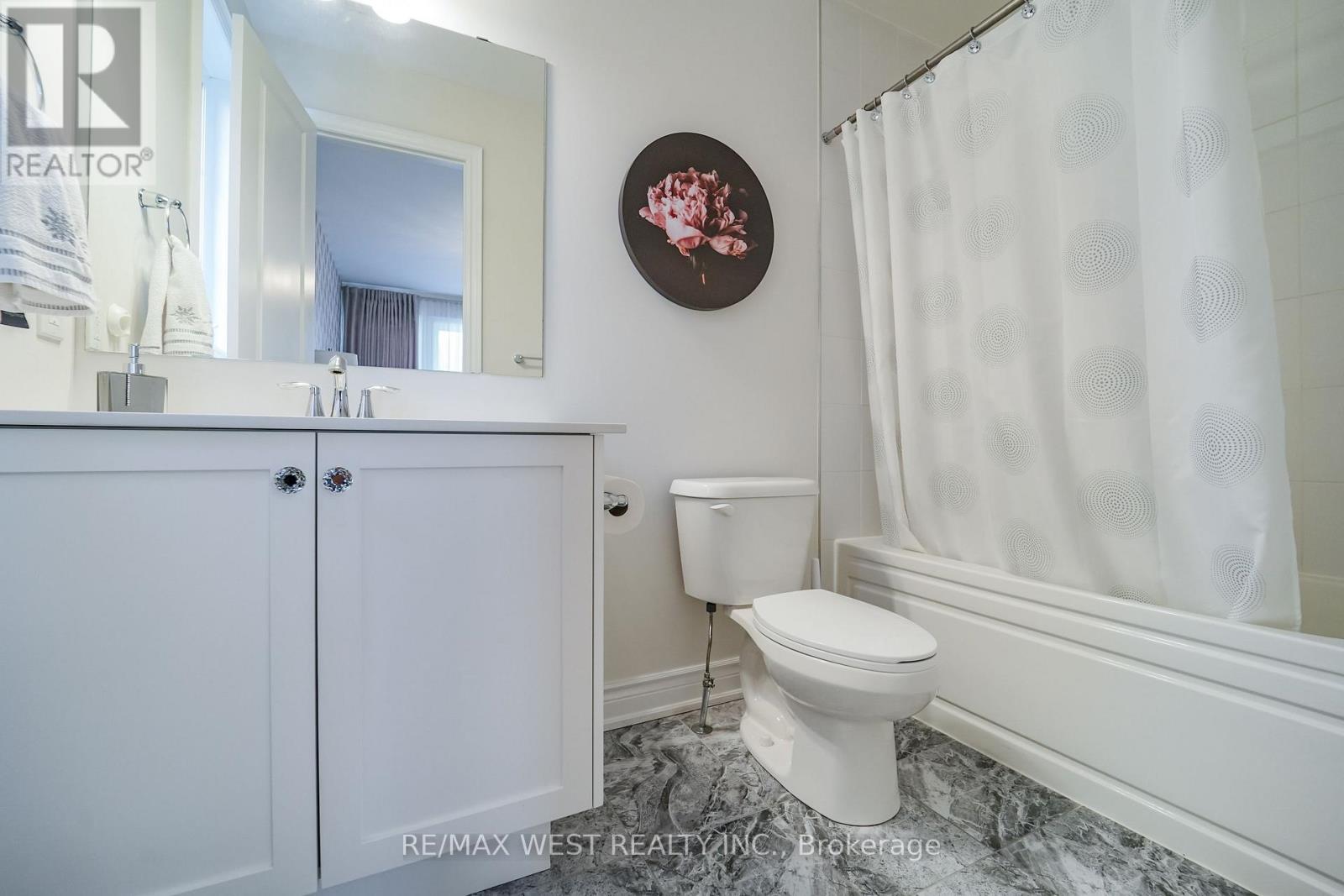 23 Macmurchy Avenue Property Photo 17