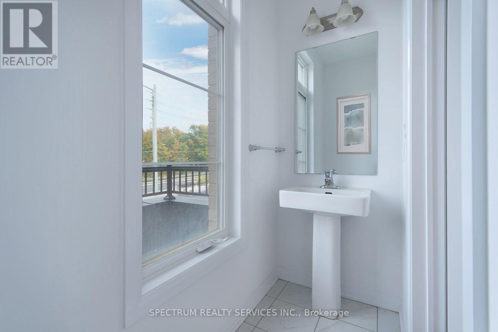 110 De La Roche Drive Property Photo 16