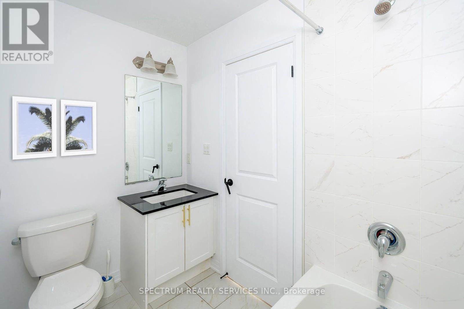 110 De La Roche Drive Property Photo 29