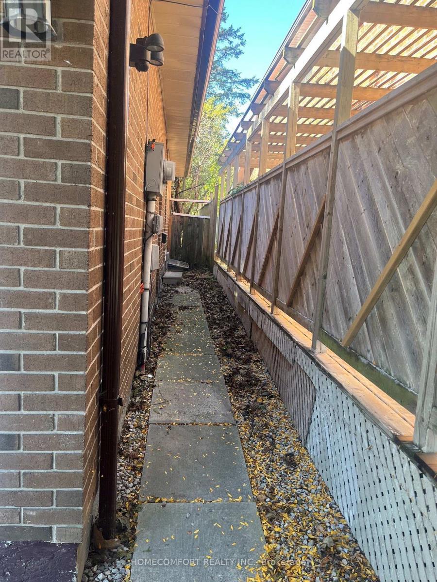 Bsmt - 169 Willowbrook Road Property Photo 2