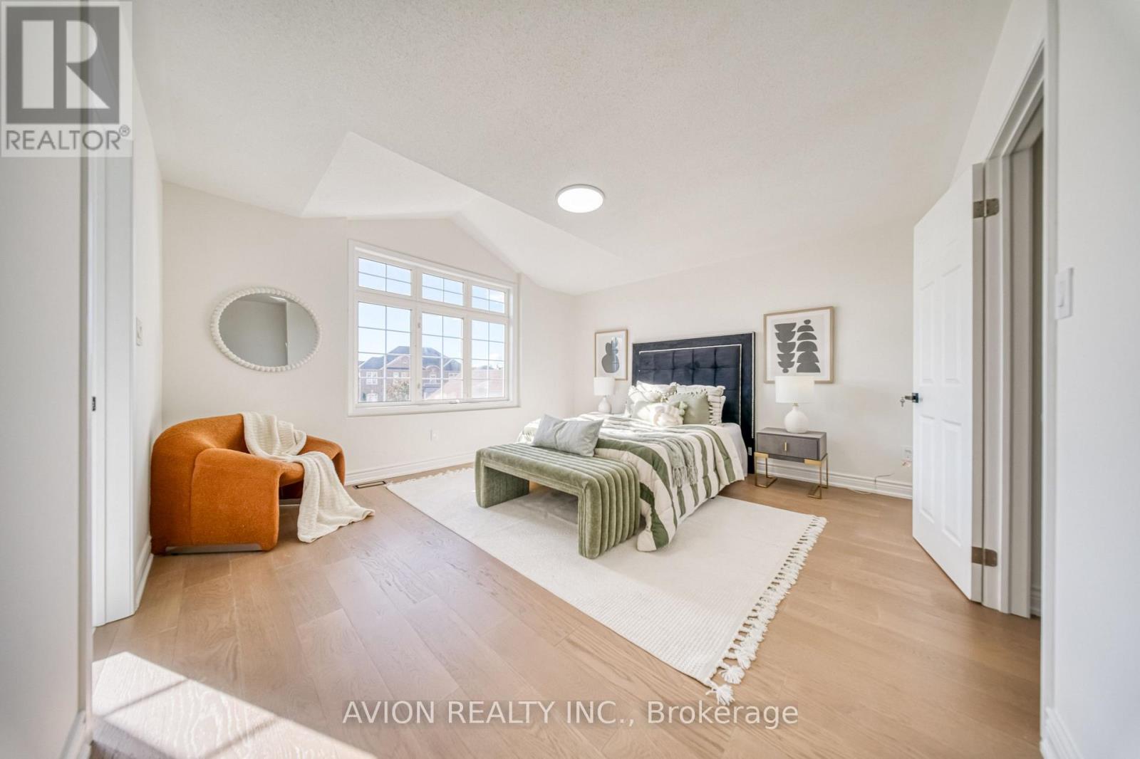 741 Bur Oak Avenue Property Photo 25