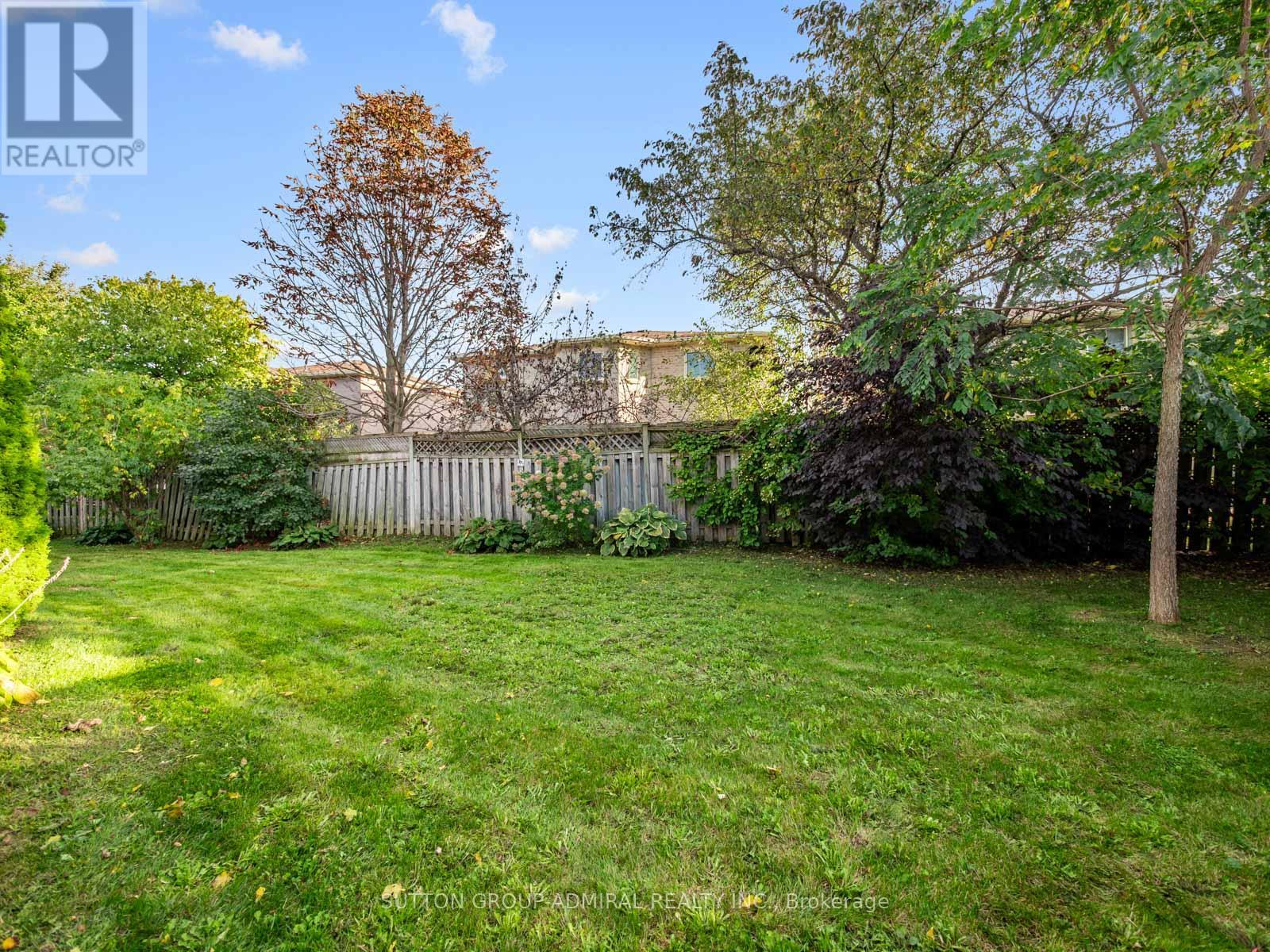 11 Espby Court Property Photo 43
