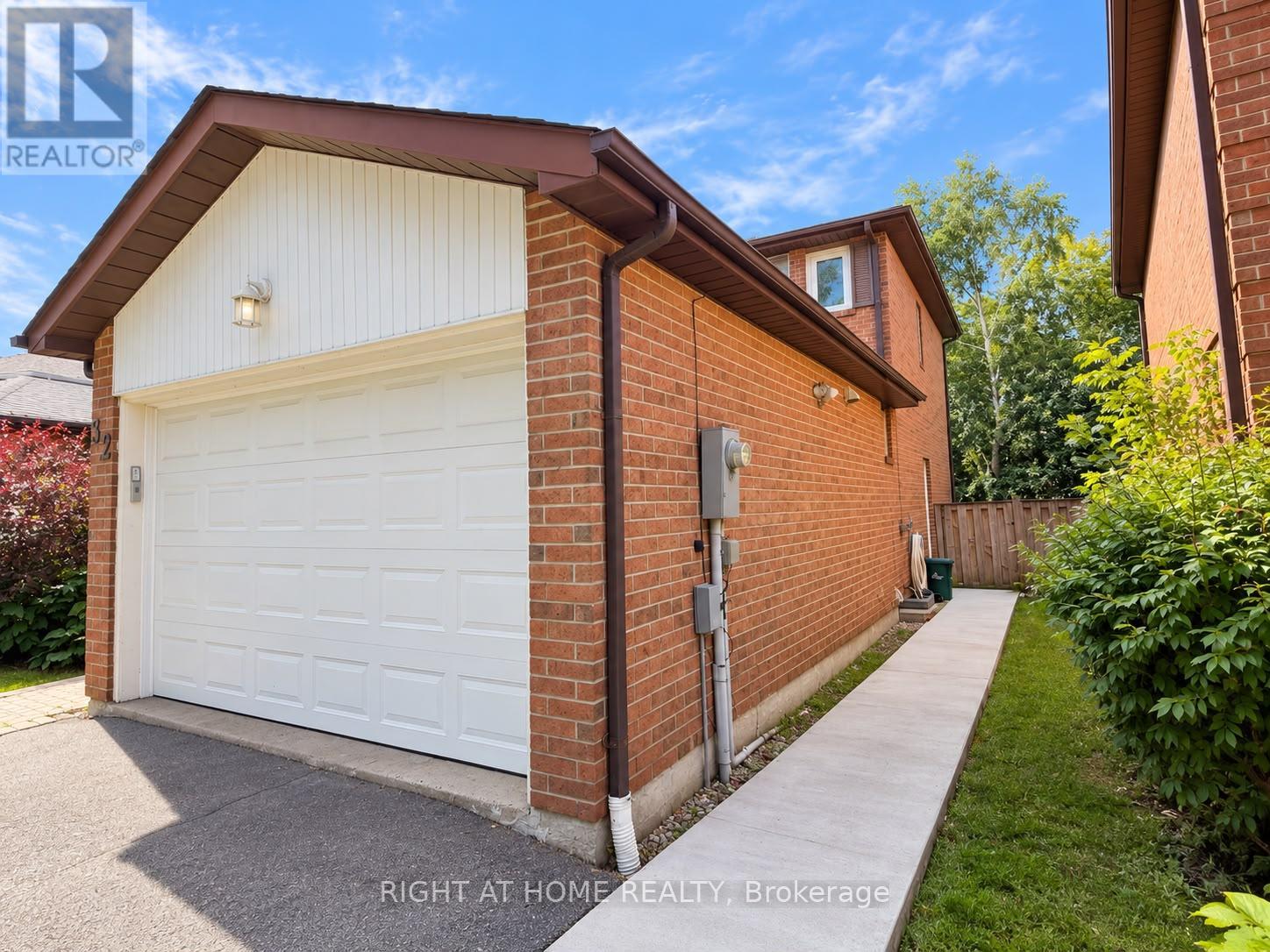 32 Aranka Court Property Photo 5