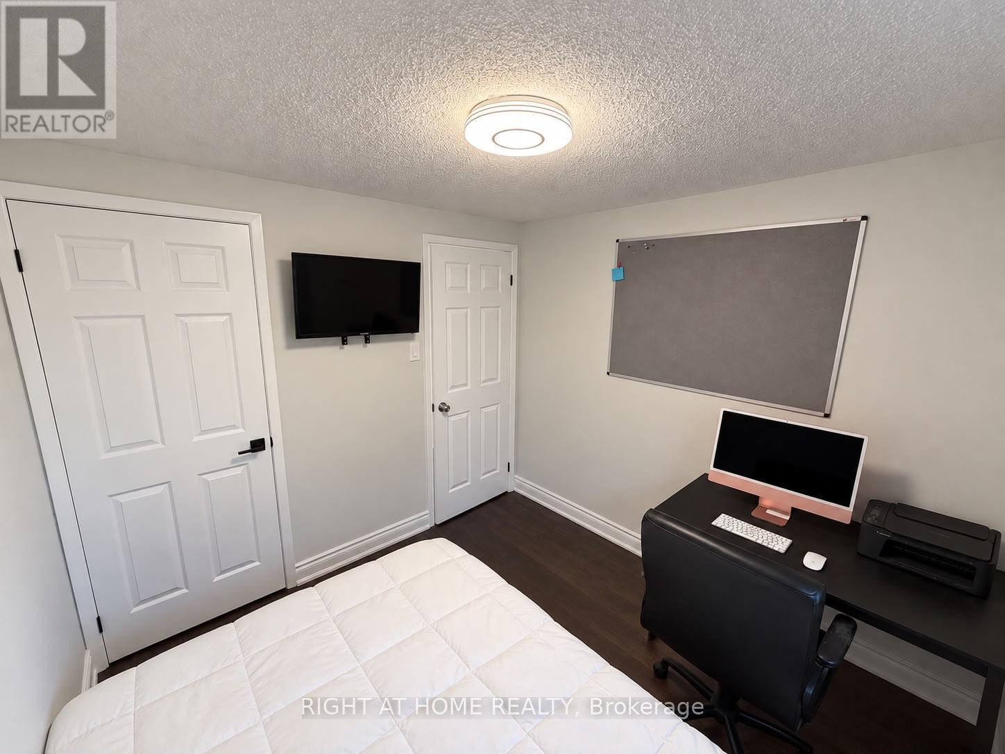 32 Aranka Court Property Photo 17