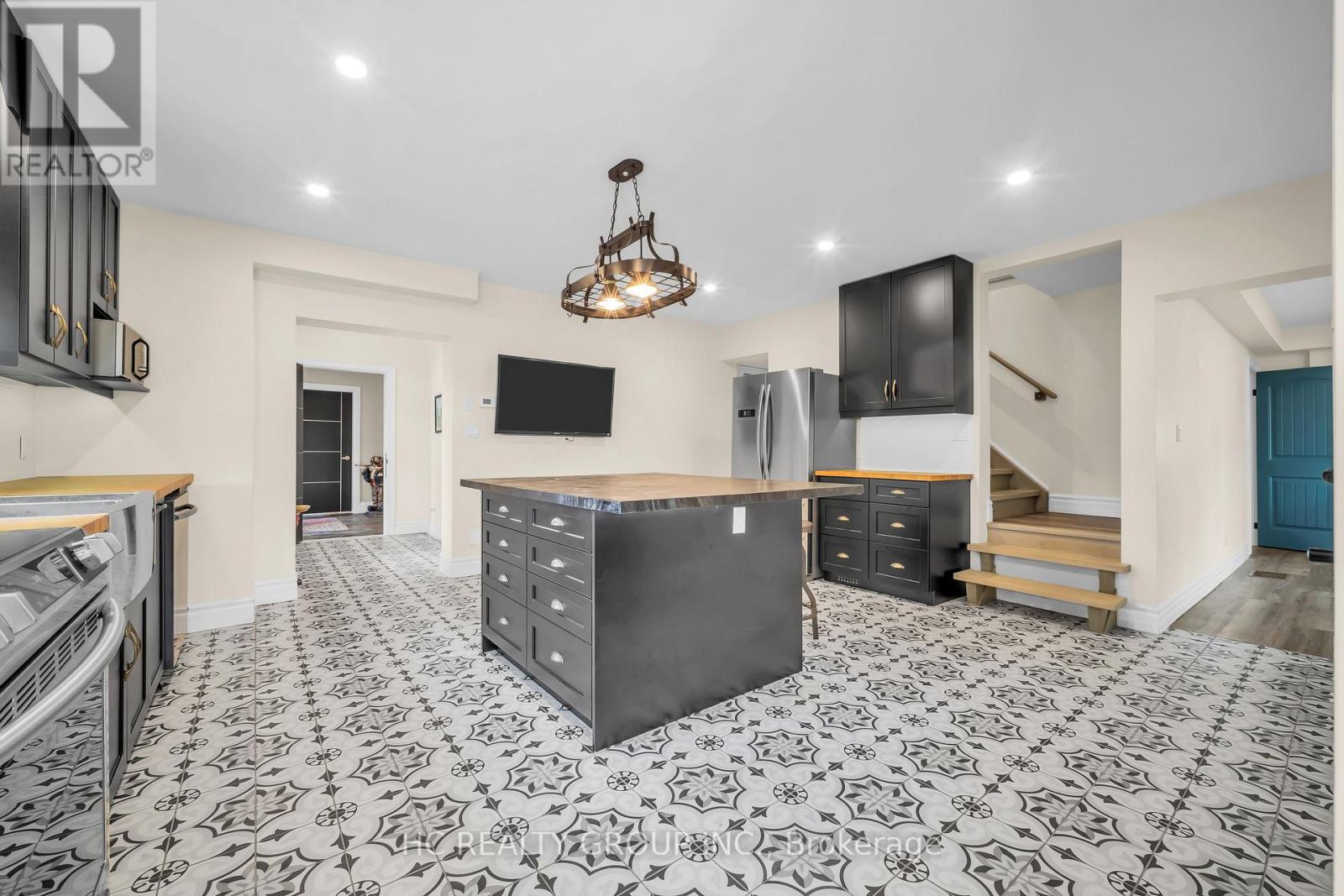 11584 Highway 48 Property Photo 37