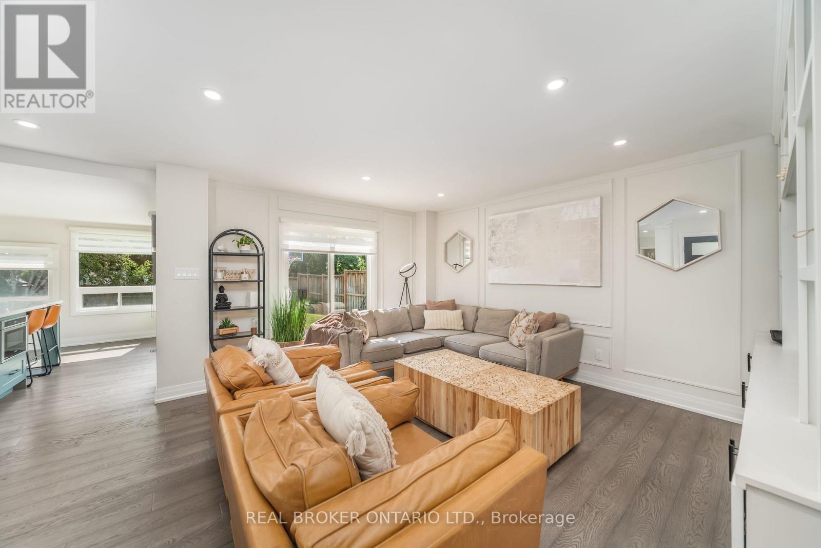 1879 Ashwood Avenue Property Photo 9