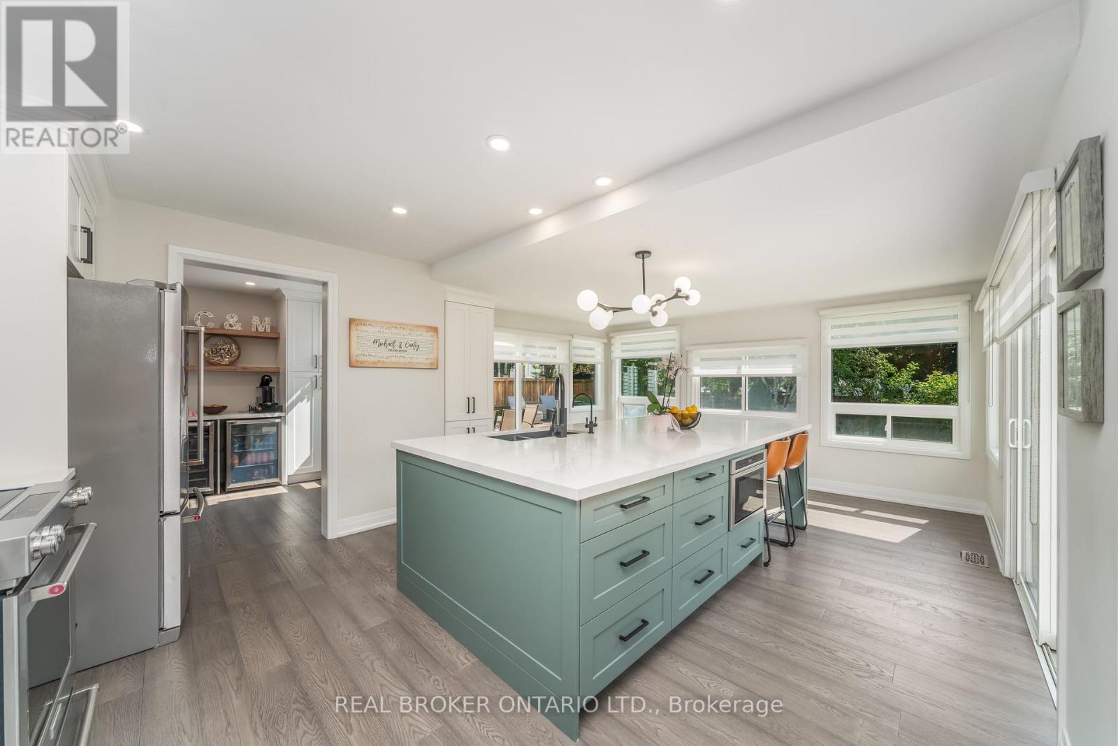 1879 Ashwood Avenue Property Photo 11
