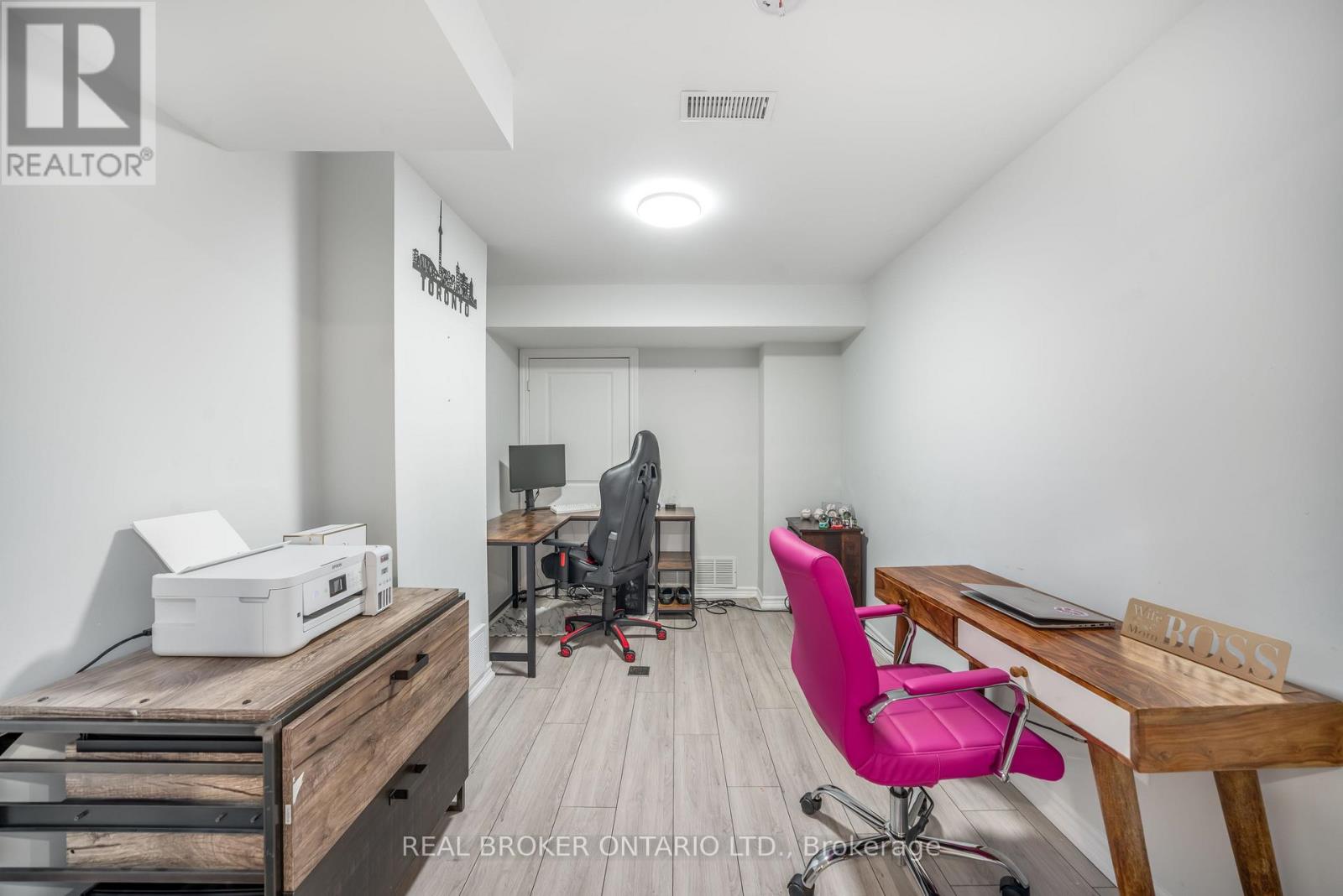 1879 Ashwood Avenue Property Photo 32