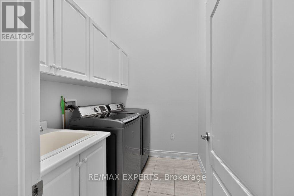 15 - 19 Westmount Drive Property Photo 25