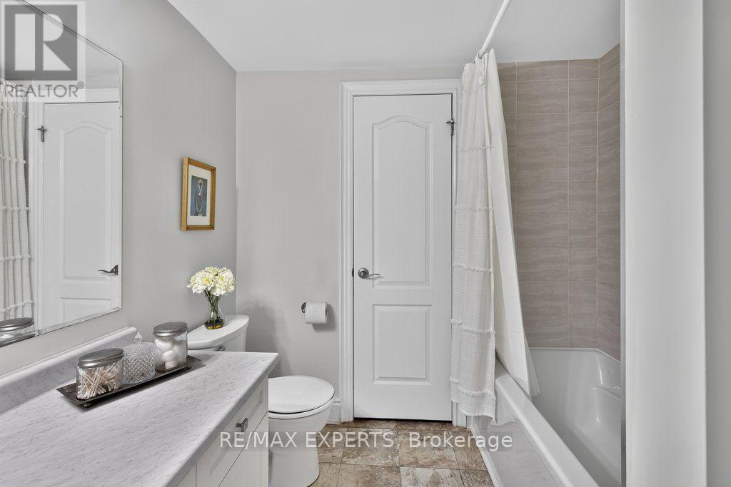 15 - 19 Westmount Drive Property Photo 29