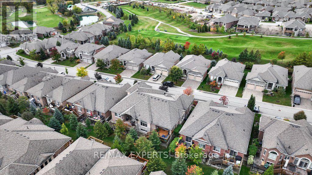 15 - 19 Westmount Drive Property Photo 35