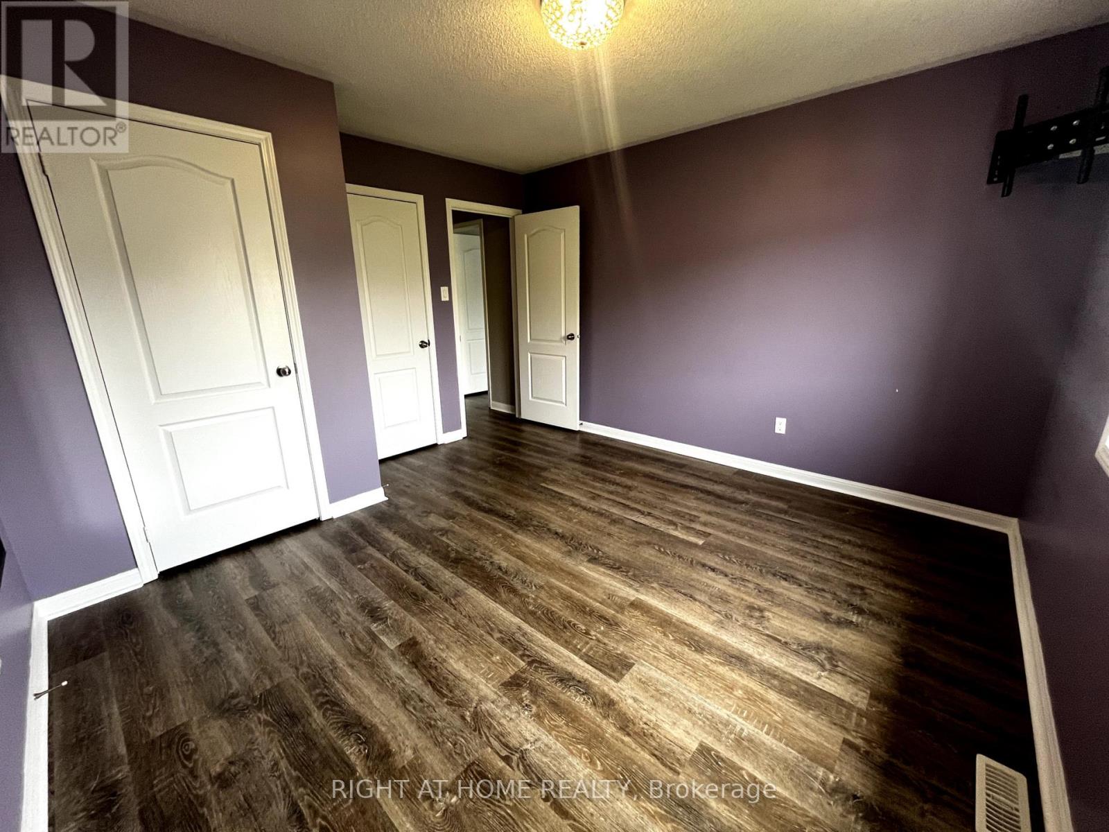 Unit 1 - 116 Maplewood Drive Property Photo 12