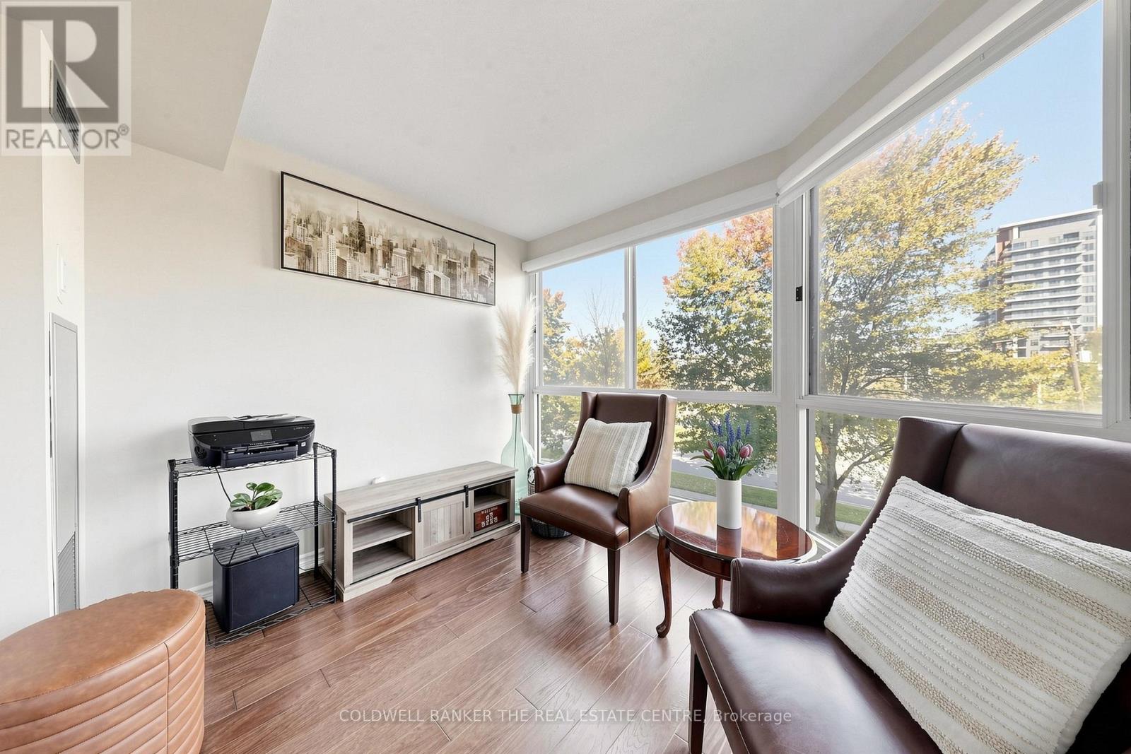 301 - 5 Weldrick Road W Property Photo 23