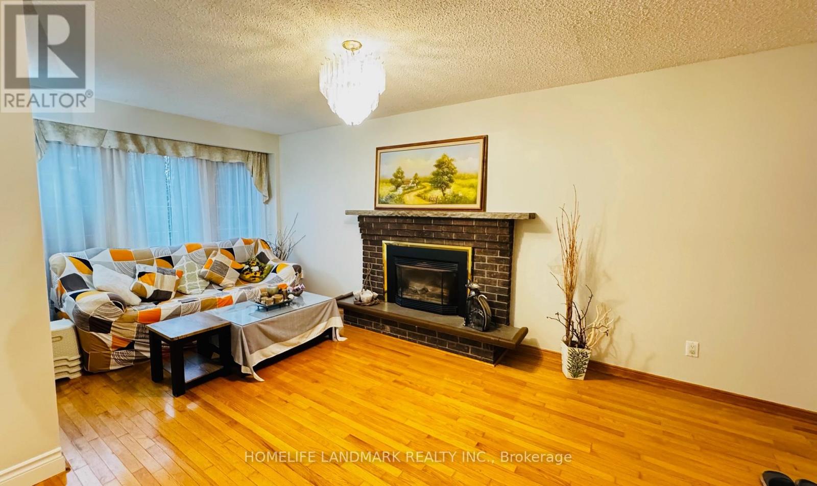 209 Willowbrook Road Property Photo 4