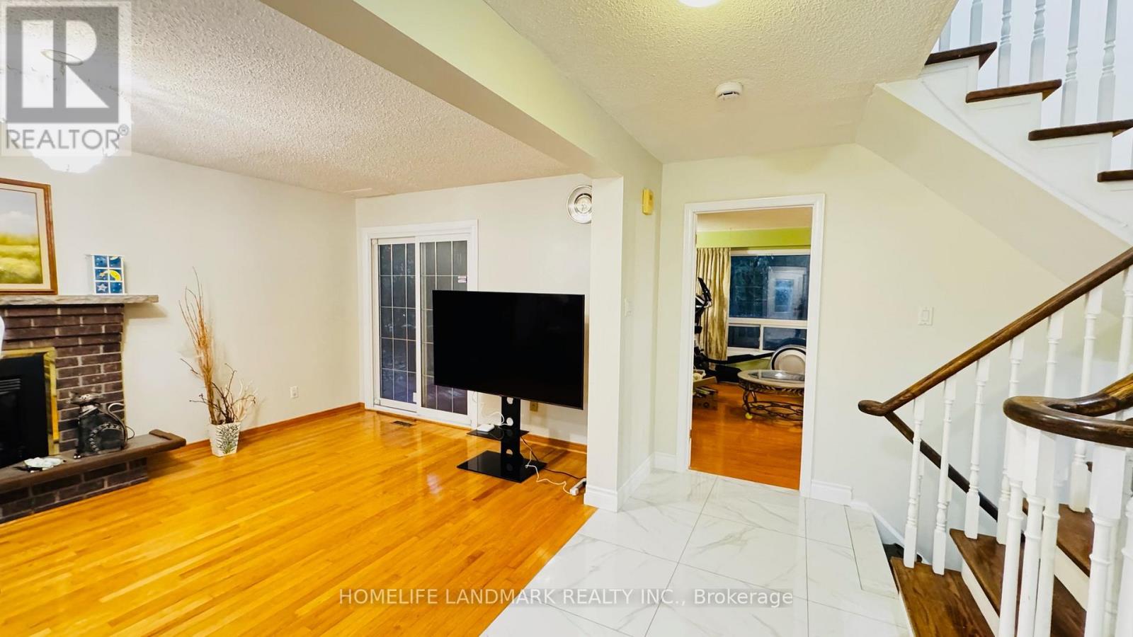 209 Willowbrook Road Property Photo 9