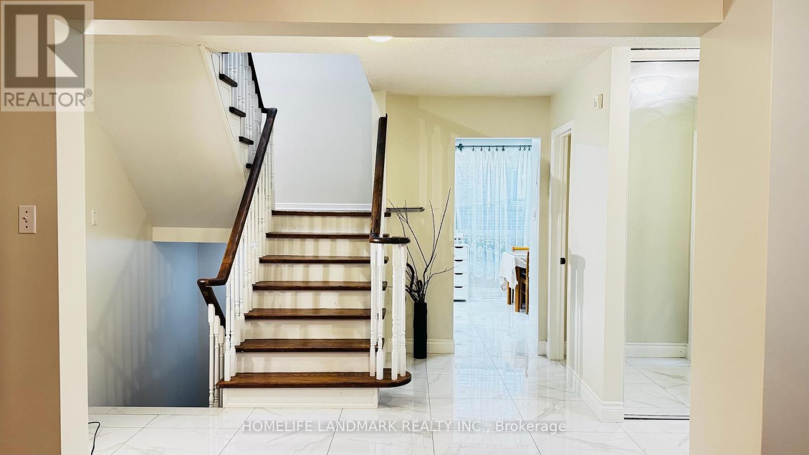 209 Willowbrook Road Property Photo 10