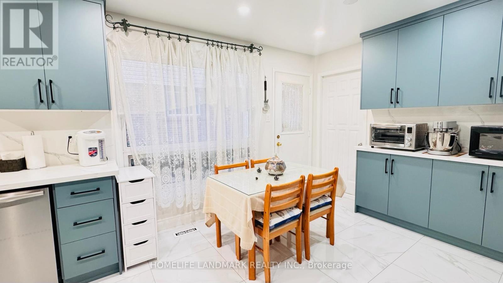 209 Willowbrook Road Property Photo 13