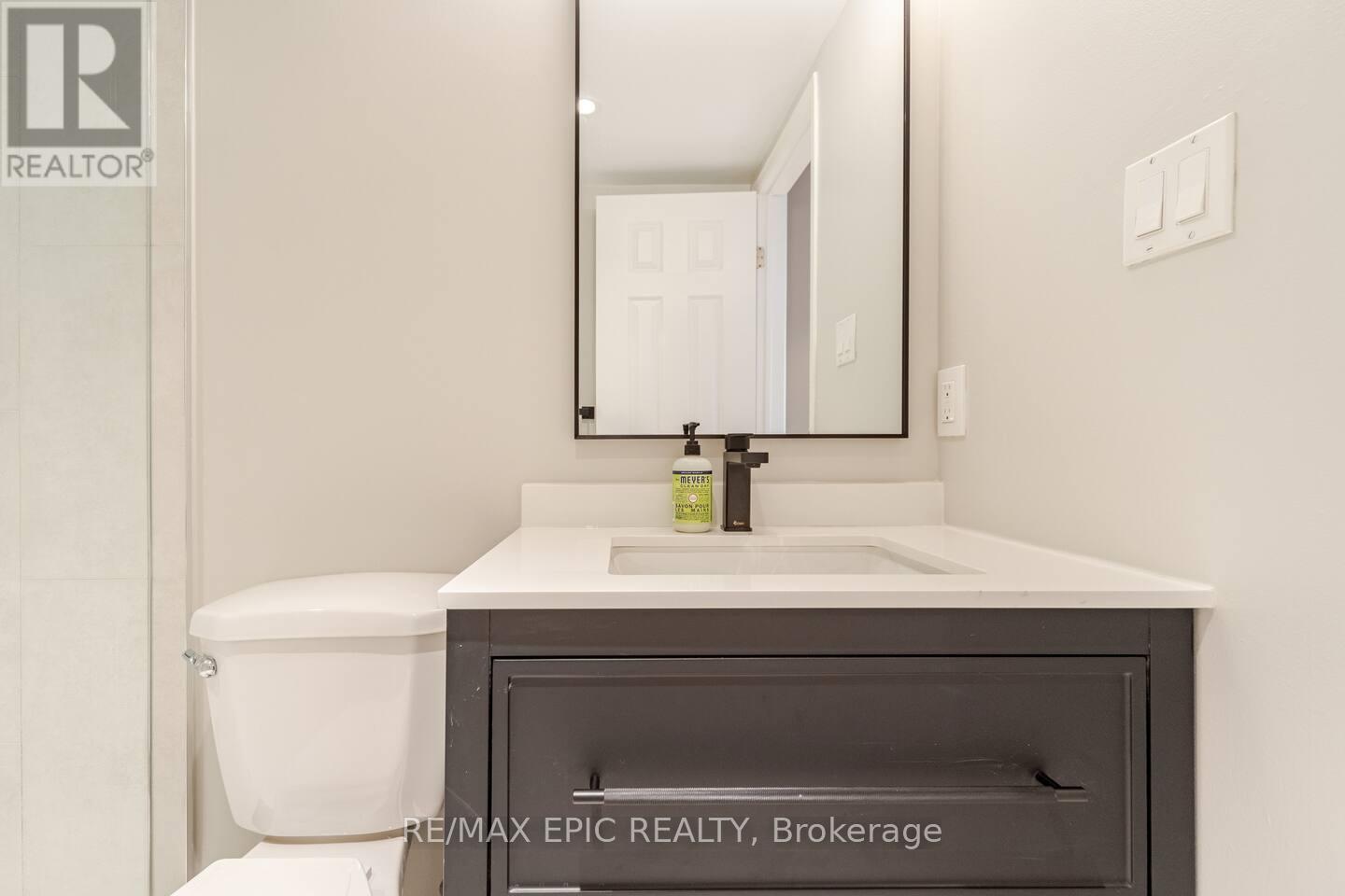732 - 75 Weldrick Road E Property Photo 15