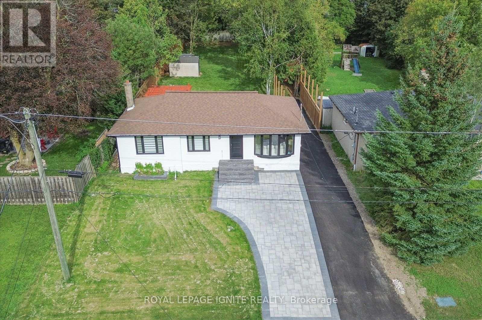 103 Baker Street Property Photo 3