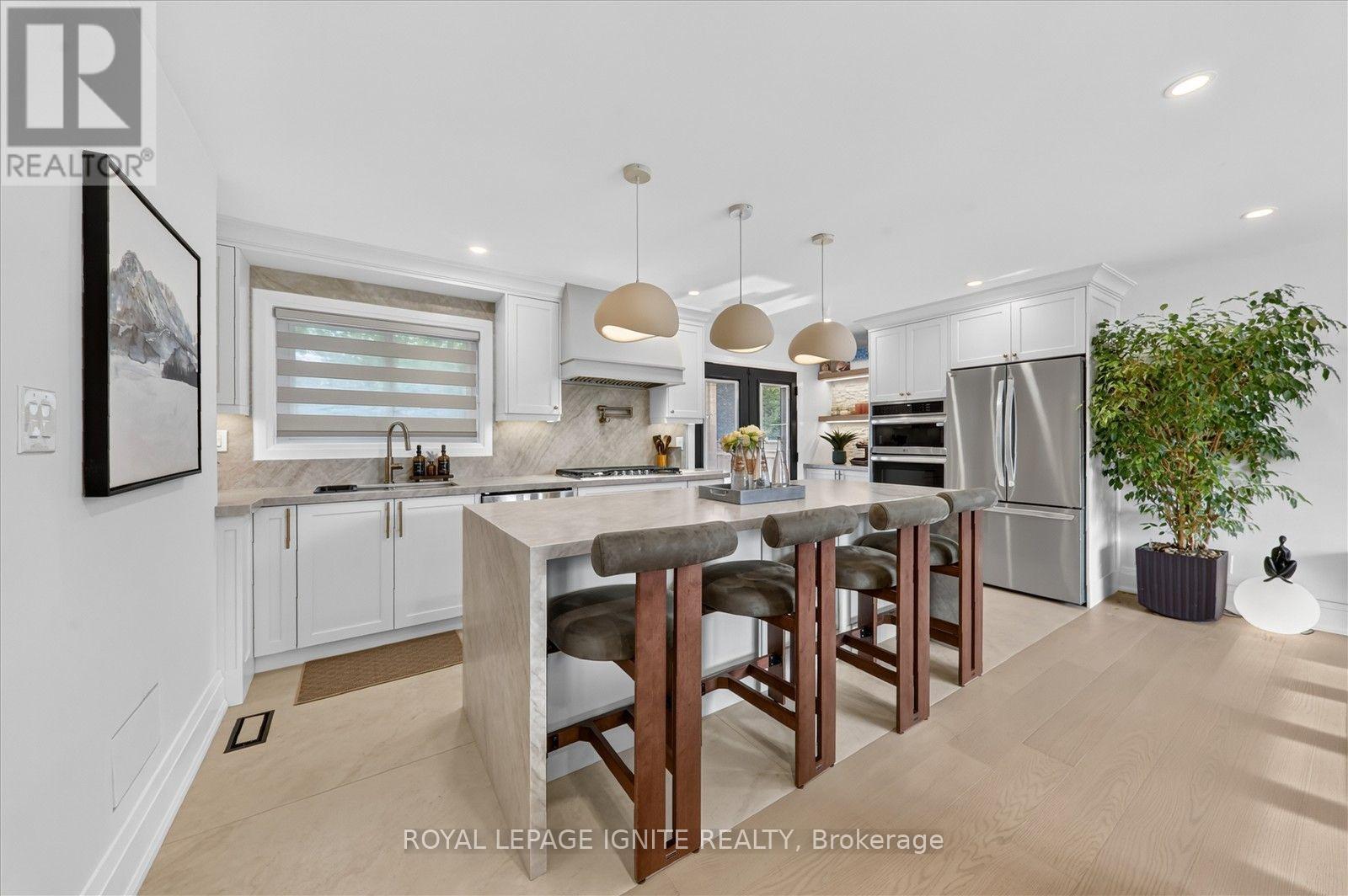 103 Baker Street Property Photo 13