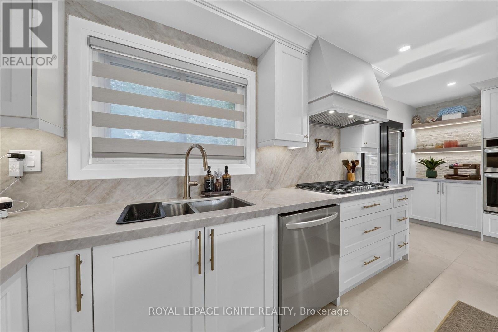 103 Baker Street Property Photo 17