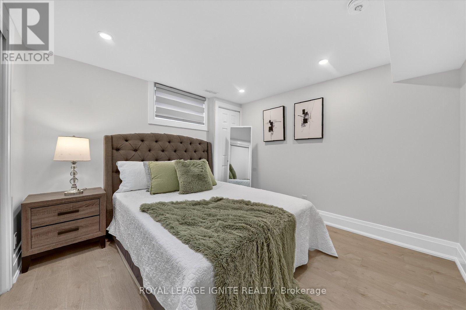 103 Baker Street Property Photo 39