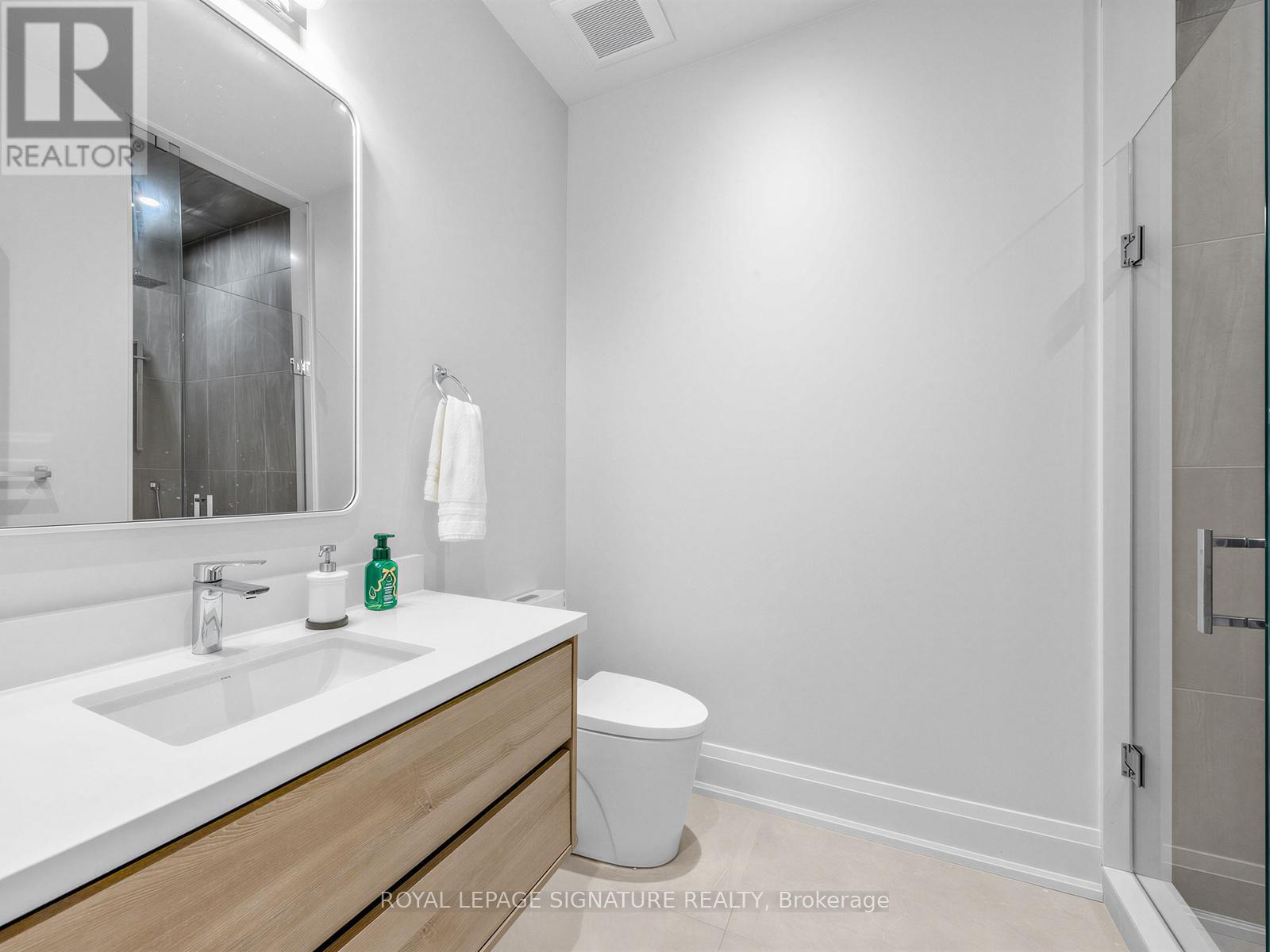 73 Starlight Crescent Property Photo 42